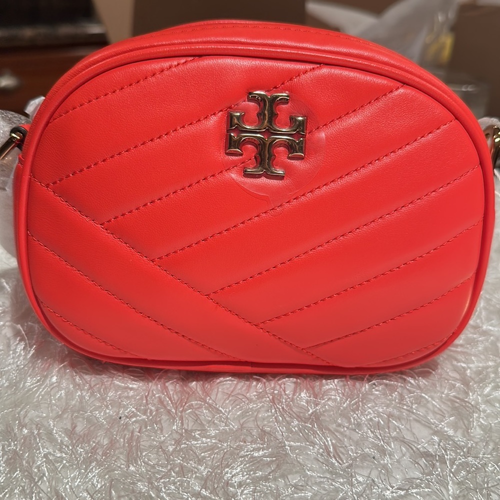 Tory Burch kira chevron small camera crossbody bag/Bright Samba NEW